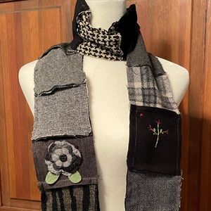 🌸 3/$20 Handcrafted black and grey toned scarf